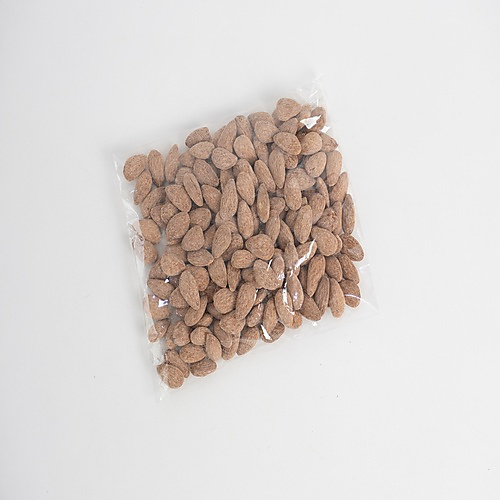 لوز مالح