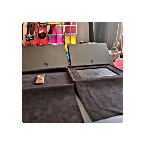 GR1109 محفظة جلد اصلي ماركة رولز رايس وفلاش