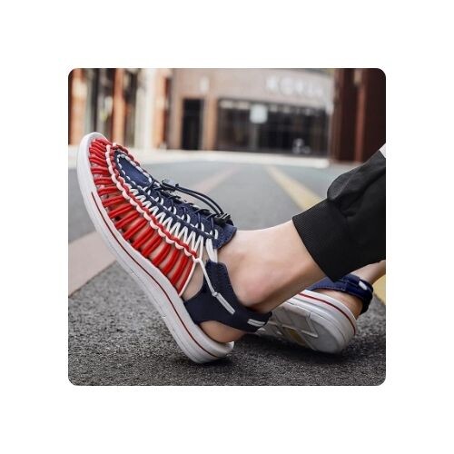 GR3457 صندل رياضي للرجال والنساء من Keen UNEEK