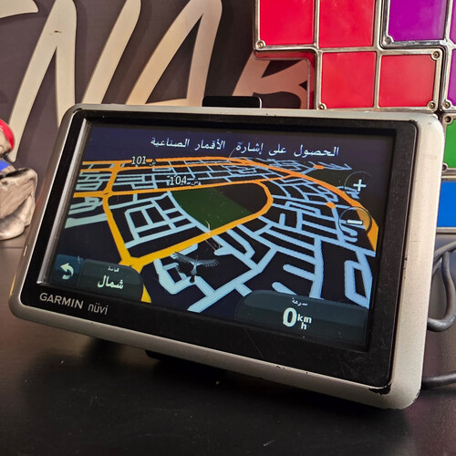 ATM1163 جهاز جارمن نوفي 1300 المحمول للملاحة عبر نظام تحديد المواقع العالمي (GPS) بشاشة عريضة