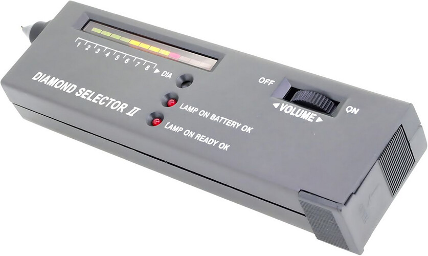 GR3212 جهاز اختبار الأحجار الكريمة الماسية من مون دايموند سيليكتور - أسود
