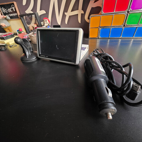 ATM1163 جهاز جارمن نوفي 1300 المحمول للملاحة عبر نظام تحديد المواقع العالمي (GPS) بشاشة عريضة