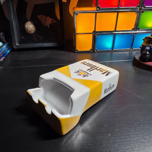 ATM1165 طفاية لون اصفرحجم 10.5x5.5 cm