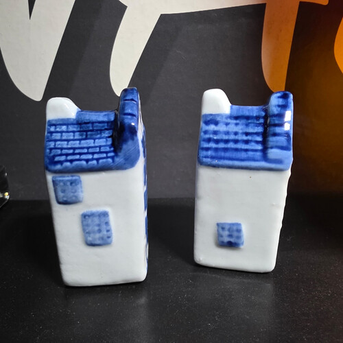 ATM1166 مملحه ٢ قطعة طيران KLM الحجم 5.5x2.5cm