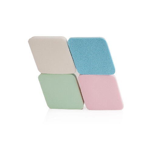 PT132 اسفنجه كريم الأساس 4 قطع- Lionesse