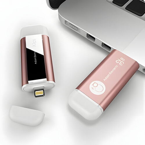 GR3258 ادام اليمنتس ذاكرة فلاش اي كليبس II متوافقة مع ايباد بسعة 32 جيجابايت