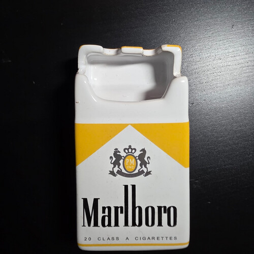 ATM1165 طفاية لون اصفرحجم 10.5x5.5 cm