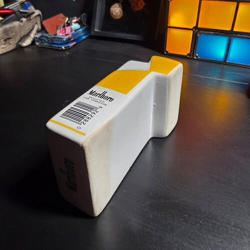 ATM1165 طفاية لون اصفرحجم 10.5x5.5 cm