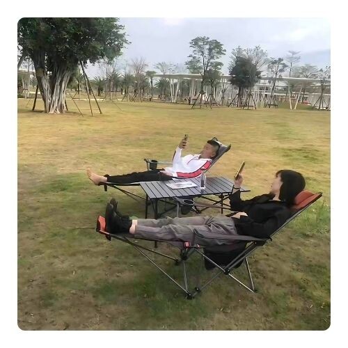 GR516 كرسي استرخاء قابل للطي مع قاعدة أكواب