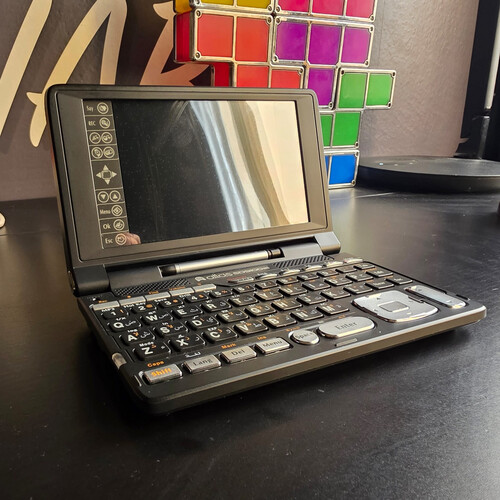 ATM1164 جهاز اطلس قاموس ناطق للترجمة Atlas 9100Si