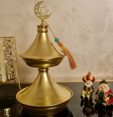 PT306  تمريه مزخرفه معدن باللون الذهبي