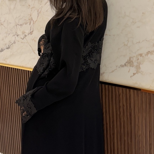 A23