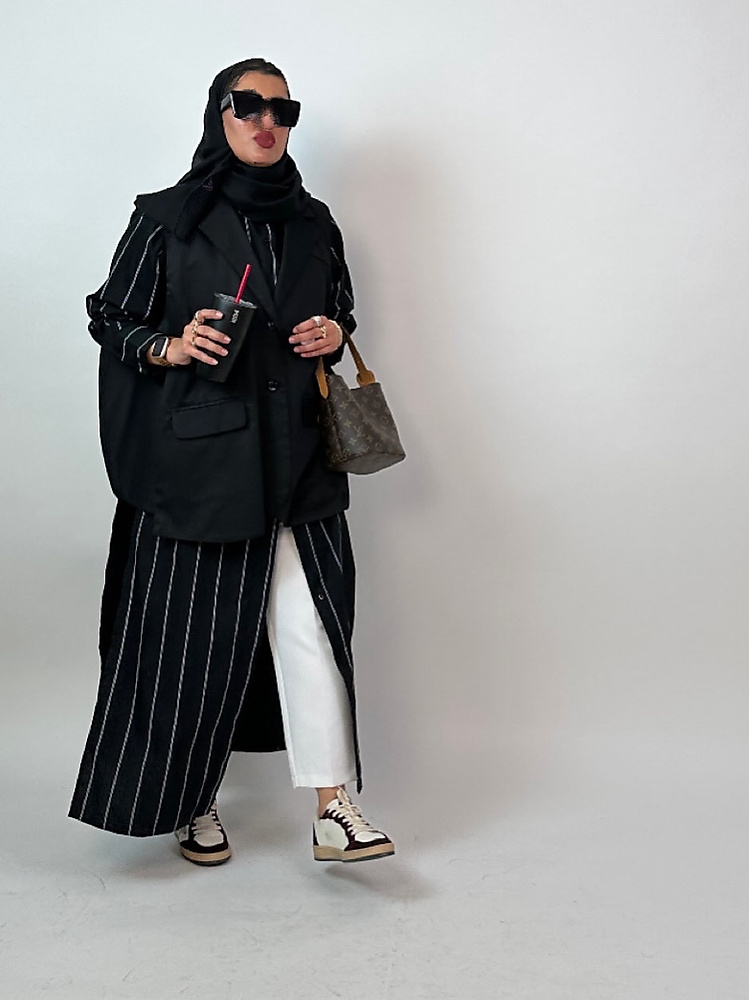 بدله البليزر مع القميص