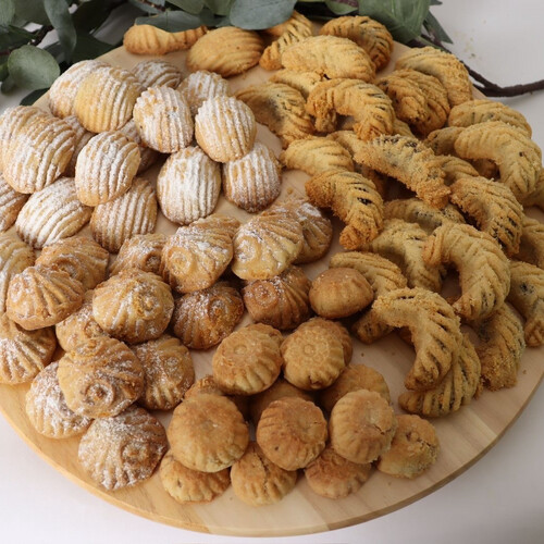 Mixed Pistachio/Walnut/Date/Malban Maamoul