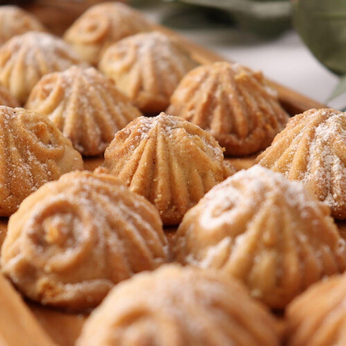 Almond Maamoul