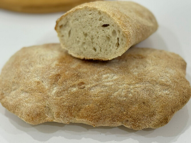 خبز شيباتا بالخميرة الطبيعية