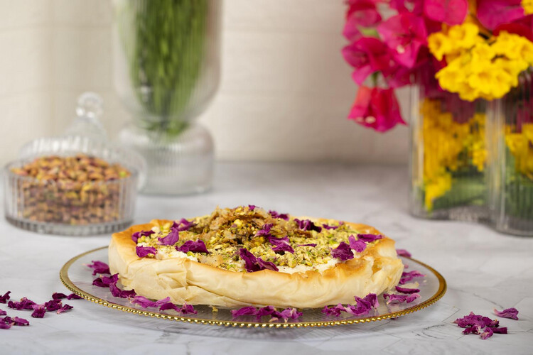 Kellaj mold with Lebanese nights