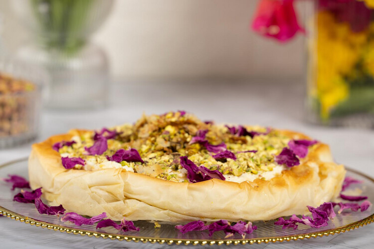 Kellaj mold with Lebanese nights