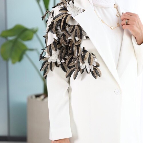 flowers blazer white