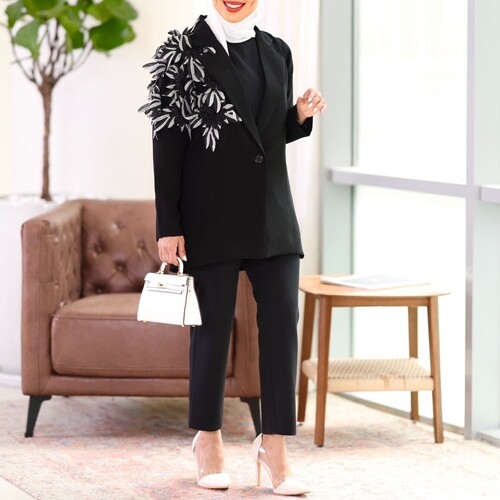 flowers blazer black