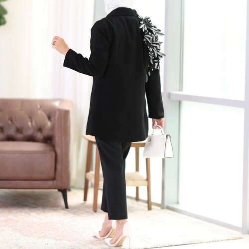 flowers blazer black