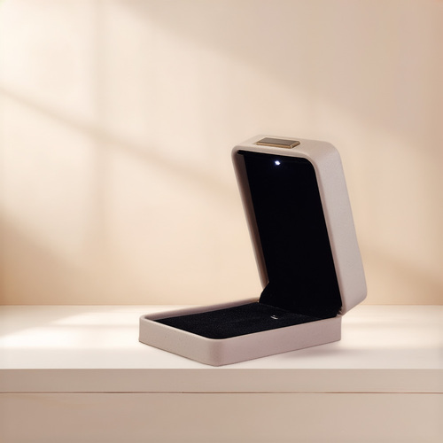 pendant box