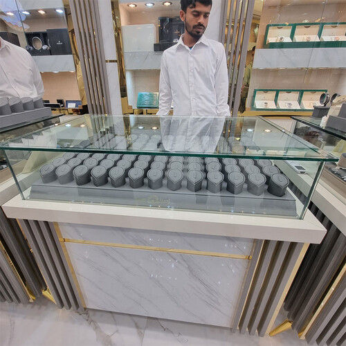Diamond store setup