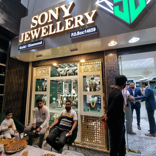 Diamond store setup