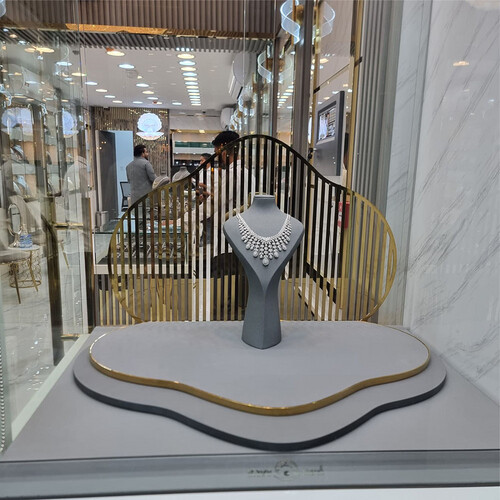 Diamond store setup