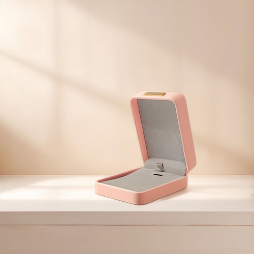 pendant box