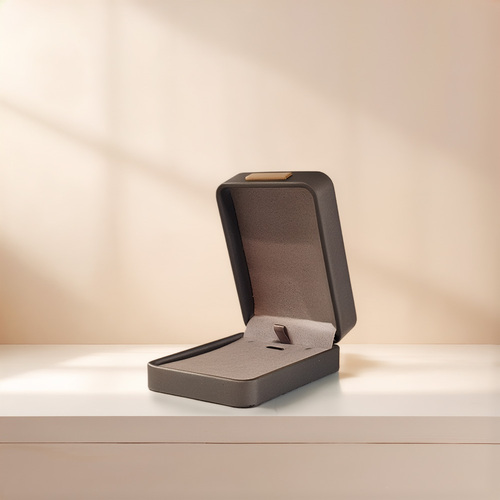 pendant box