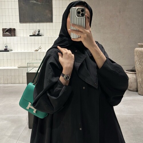 Luna Black