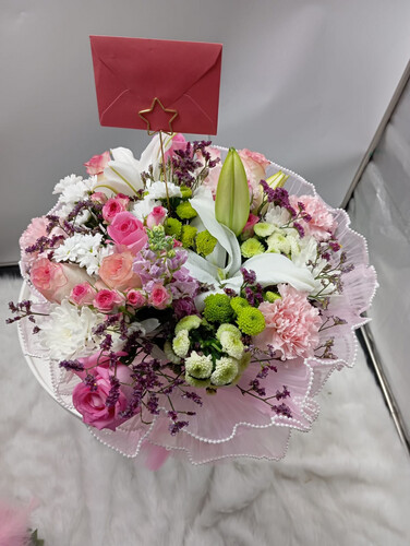 Natural Roses Bouquet