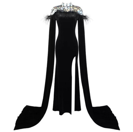 فستان اسود مخمل مع كرستال و ريش