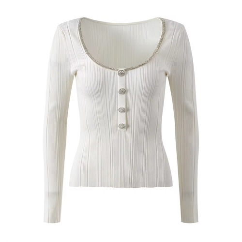 بلوزه بيضاء مع سواروفسكي