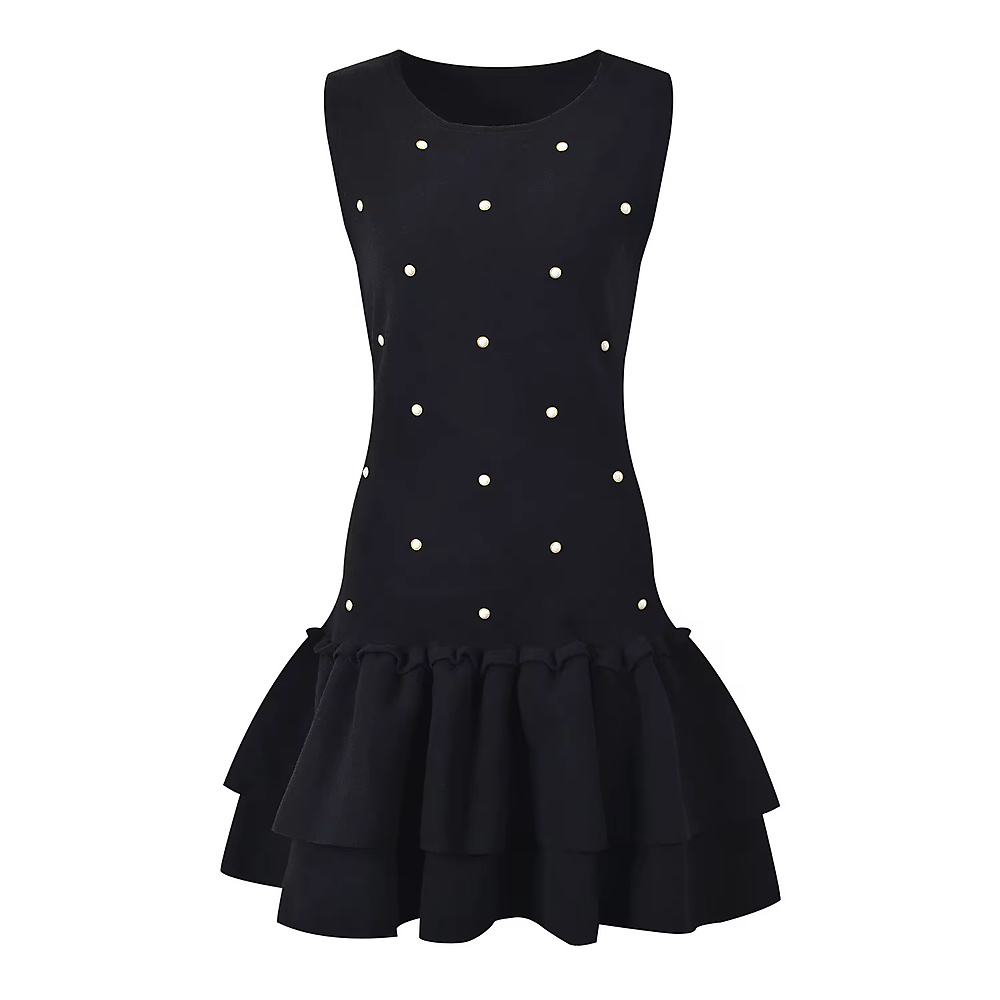 Black dress with pearl