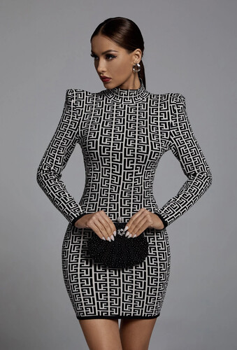 فستان سترج باندج مونوغرام