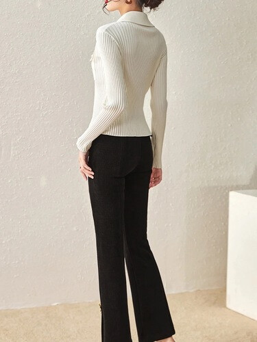 Knitting white blouse