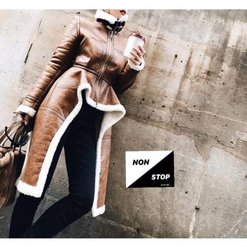 جاكيت بني مع فرو