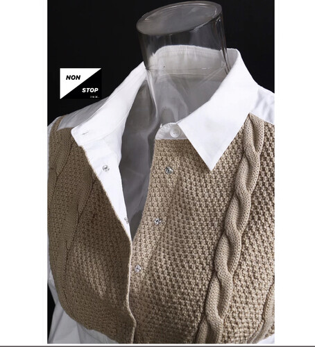 قميص ابيض مع بيج