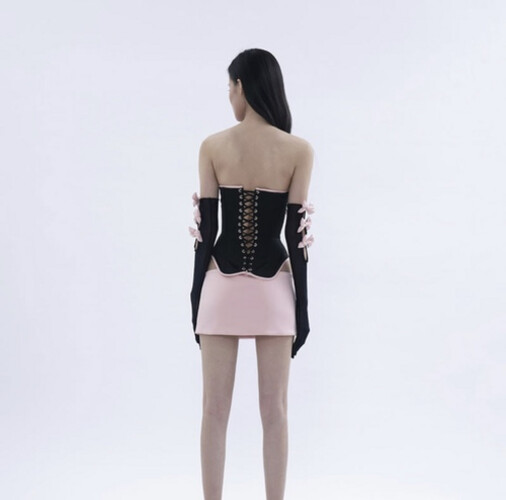 بدلة قطعتين توب كورسيه مع قفازات و تنوره