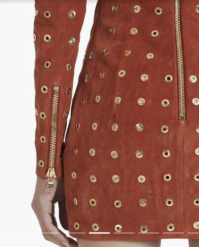 فستان شامواه برتقالي مع حلقات ذهبيه