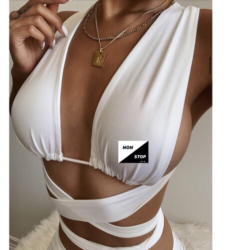 غطاء للبحر ابيض