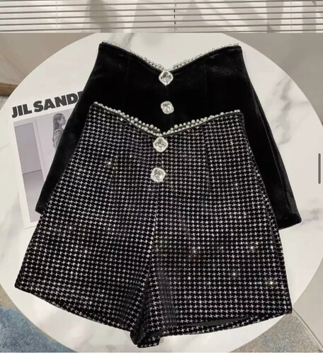 شورت مخمل لامع