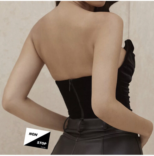 توب مخمل اسود