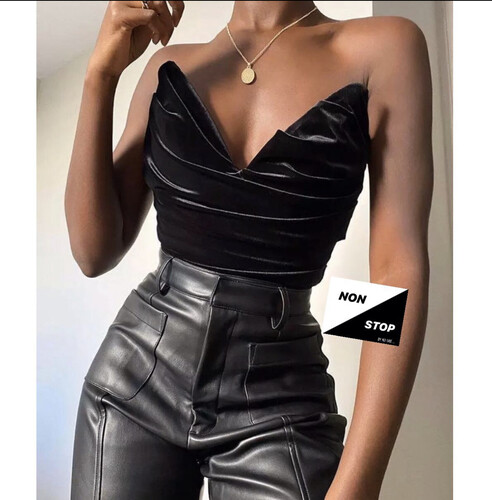 بنطلون جلد اسود هاي ويست