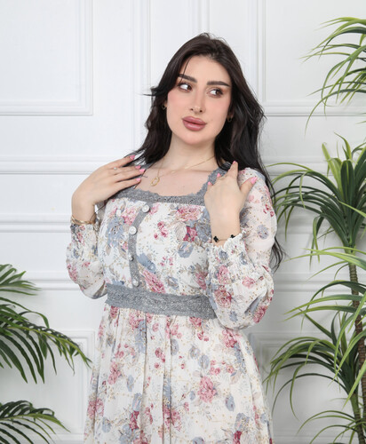 فستان شيفون ازرق فاتح و ازرار لولو