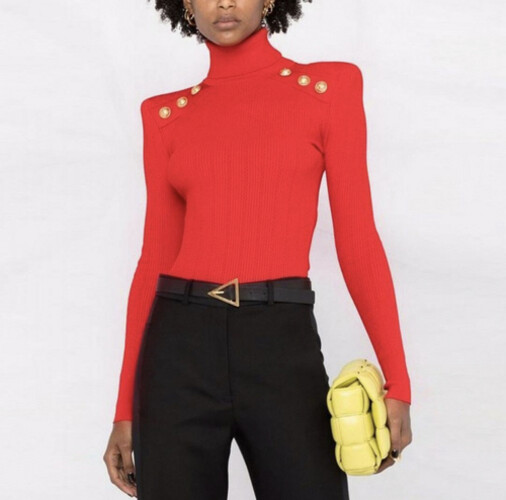 بلوزه لون احمر بقبه طويله