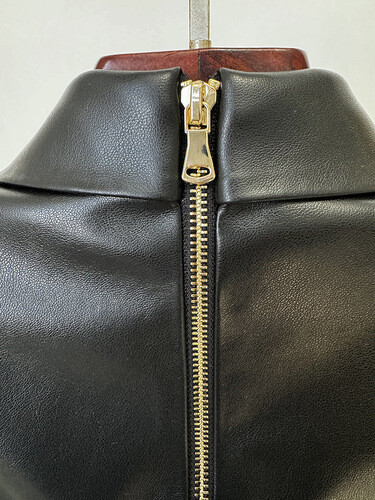 Black leather blazer 01