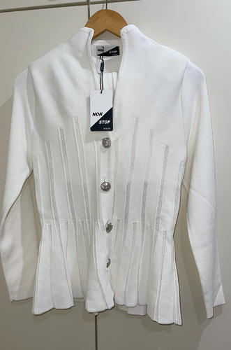 بدله قطعتين تنوره و بلوزه مع ازرار سواروفسكي